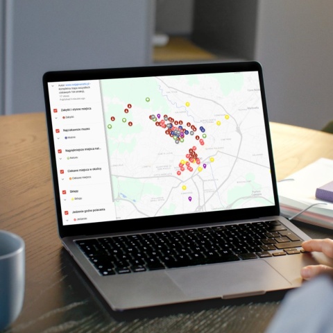 mapa atrakcji Bergamo na komputerze