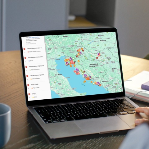 mapa atrakcji w Chorwacji na komputerze
