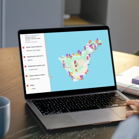 mapa atrakcji Teneryfy na komputerze
