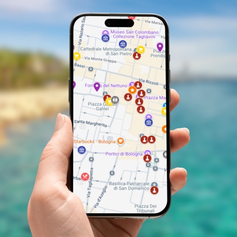 mapa atrakcji turystycznych w Bolonii w google maps na telefonie