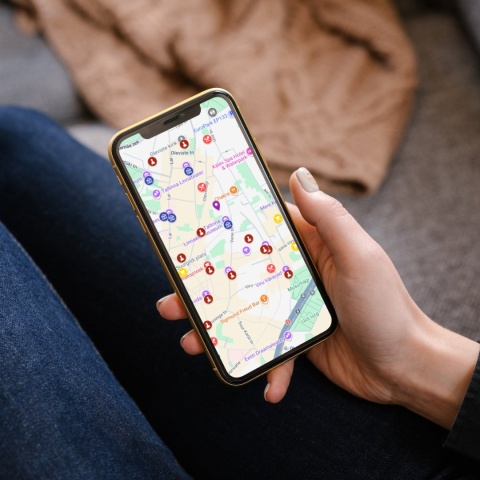 mapa atrakcji turystycznych w Tallinnie w google maps na telefonie